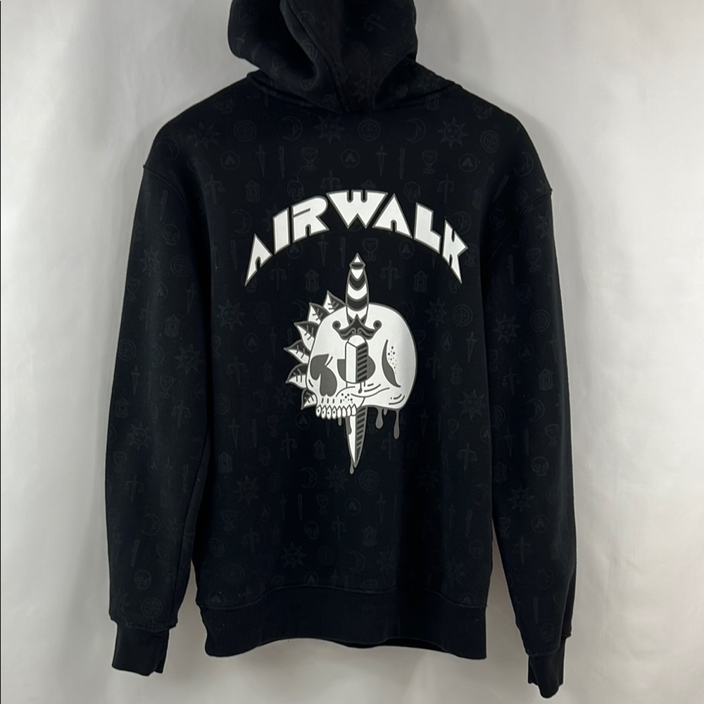 Airwalk Black Skater Hoodie with Skull and Sword Graphic Streetwear‎ Size XS
